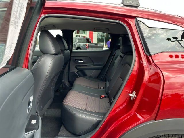 Certified 2026 Nissan Kicks SR w/ Cold Weather Package AWD/4WD image 20