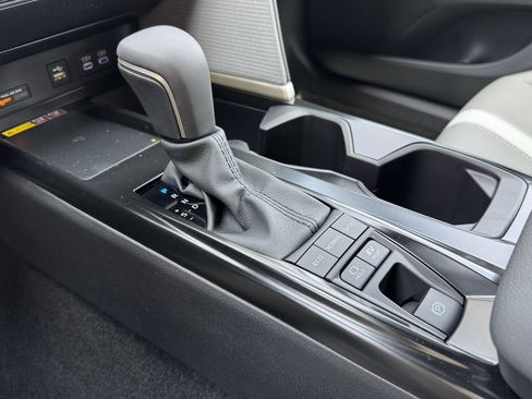 New 2026 Toyota Camry SE image 21