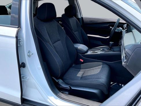 Used 2023 Honda Accord EX image 9