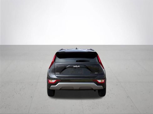 New 2026 Kia Niro FWD image 5