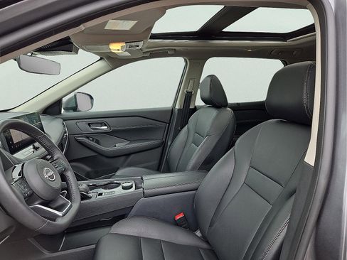 Used 2024 Nissan Rogue SL w/ SL Premium Package image 13