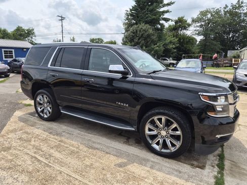 Used 2017 Chevrolet Tahoe Premier RWD image 6