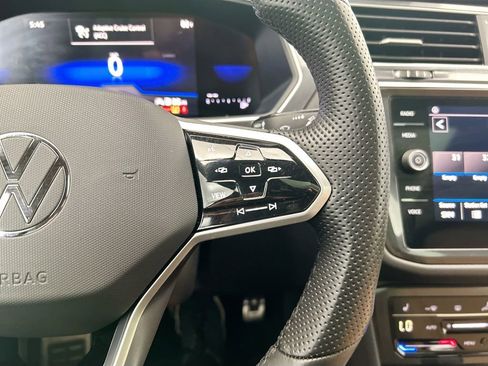 Certified 2024 Volkswagen Tiguan SE R-Line FWD image 12