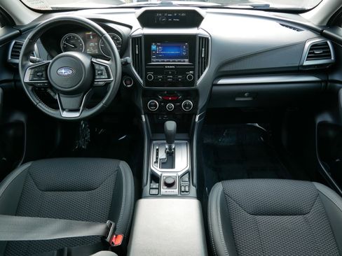 Used 2024 Subaru Forester Premium image 10