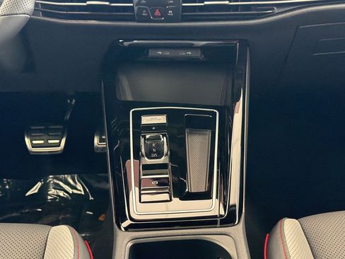 New 2026 Volkswagen GTI Autobahn FWD image 19