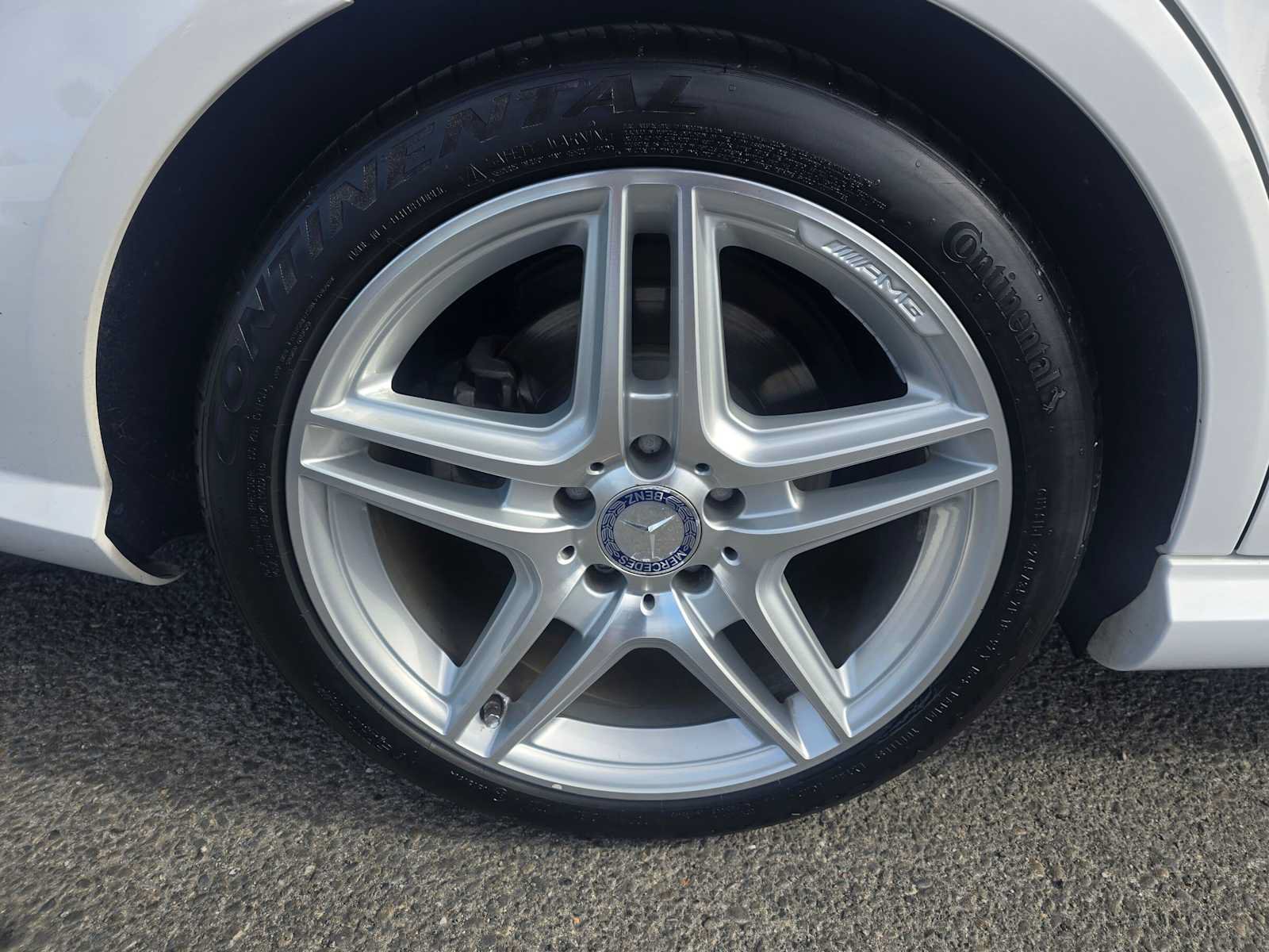 Used 2013 Mercedes-Benz E 350 Sedan image 9