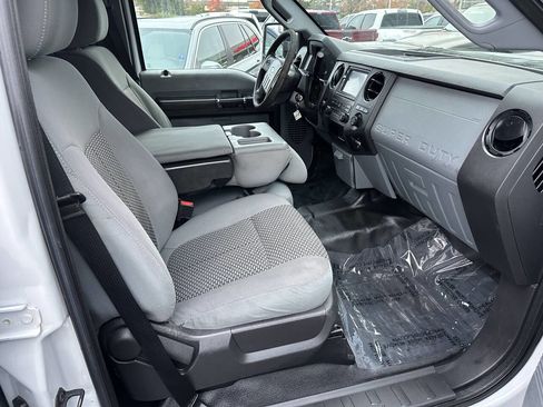Used 2015 Ford F250 XL w/ Power Equipment Group image 12