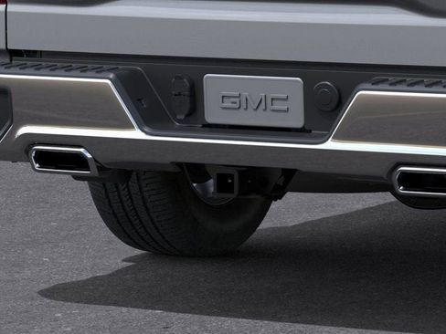 New 2026 GMC Sierra 1500 SLE image 14