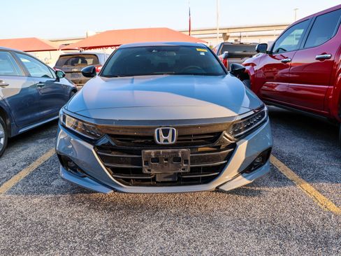 Used 2022 Honda Accord Sport image 4