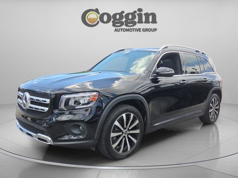 Certified 2022 Mercedes-Benz GLB 250 image 1
