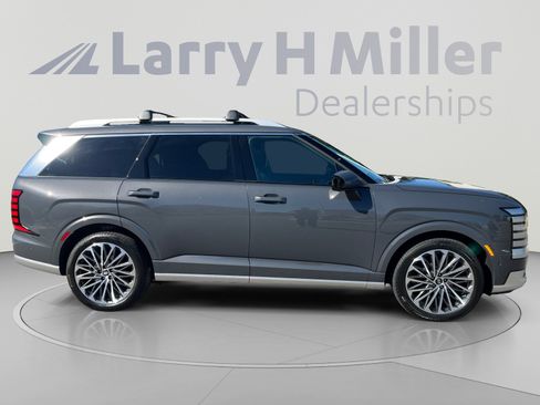 Used 2026 Hyundai Palisade Calligraphy AWD/4WD image 6