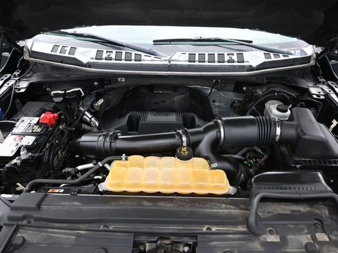 Used 2017 Ford F150 XLT w/ XTR Package image 27