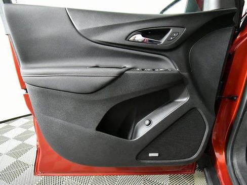 Used 2023 Chevrolet Equinox RS w/ RS Leather Package image 21