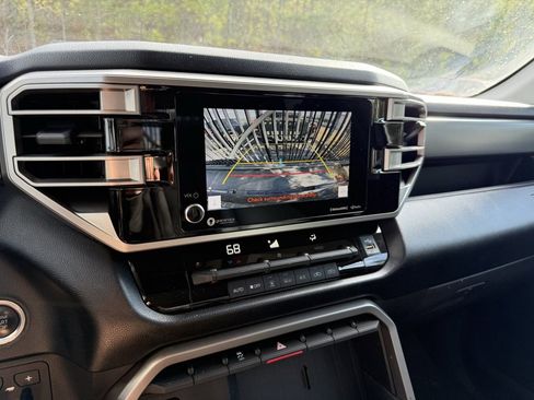 Used 2022 Toyota Tundra SR5 image 17