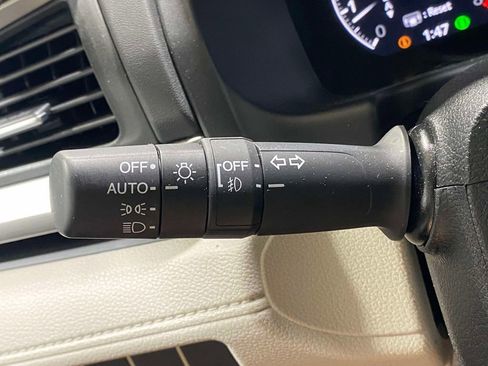Used 2026 Honda Odyssey EX-L image 24