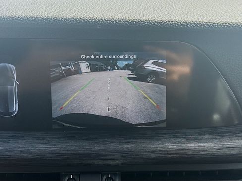 Used 2023 Alfa Romeo Stelvio Sprint RWD image 11