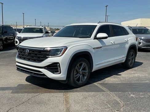 Used 2024 Volkswagen Atlas Cross Sport SEL R-Line image 7