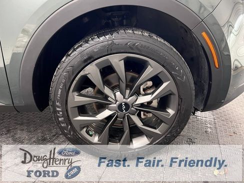 Used 2023 Kia Sorento SX Prestige image 17