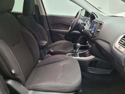 Used 2018 Jeep Compass Sport FWD image 21