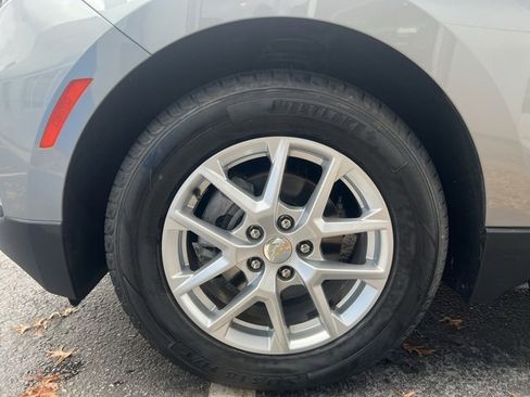 Used 2023 Chevrolet Equinox LT image 44