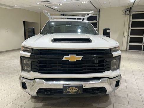 Certified 2024 Chevrolet Silverado 2500 W/T w/ WT Convenience Package AWD/4WD image 8