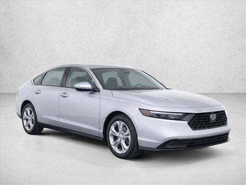 Used 2025 Honda Accord LX image 3