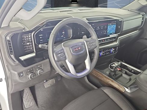 Used 2026 GMC Sierra 1500 Elevation AWD/4WD image 16