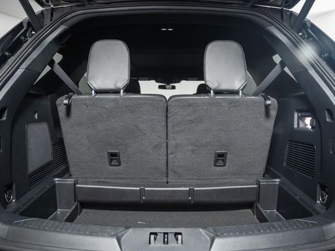 Used 2022 Ford Explorer ST w/ Equipment Group 401A image 9