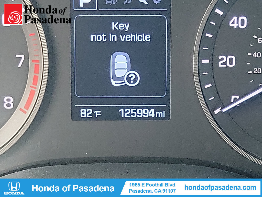 Used 2017 Hyundai Tucson Sport FWD image 14