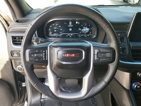 Used 2022 GMC Yukon XL SLT w/ SLT Premium Package AWD/4WD image 20