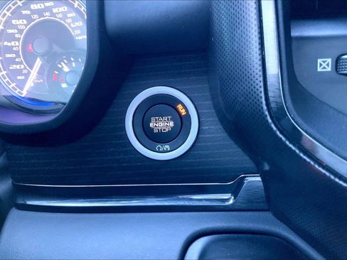 Used 2022 RAM 1500 Limited w/ Body Color Bumper Group image 30