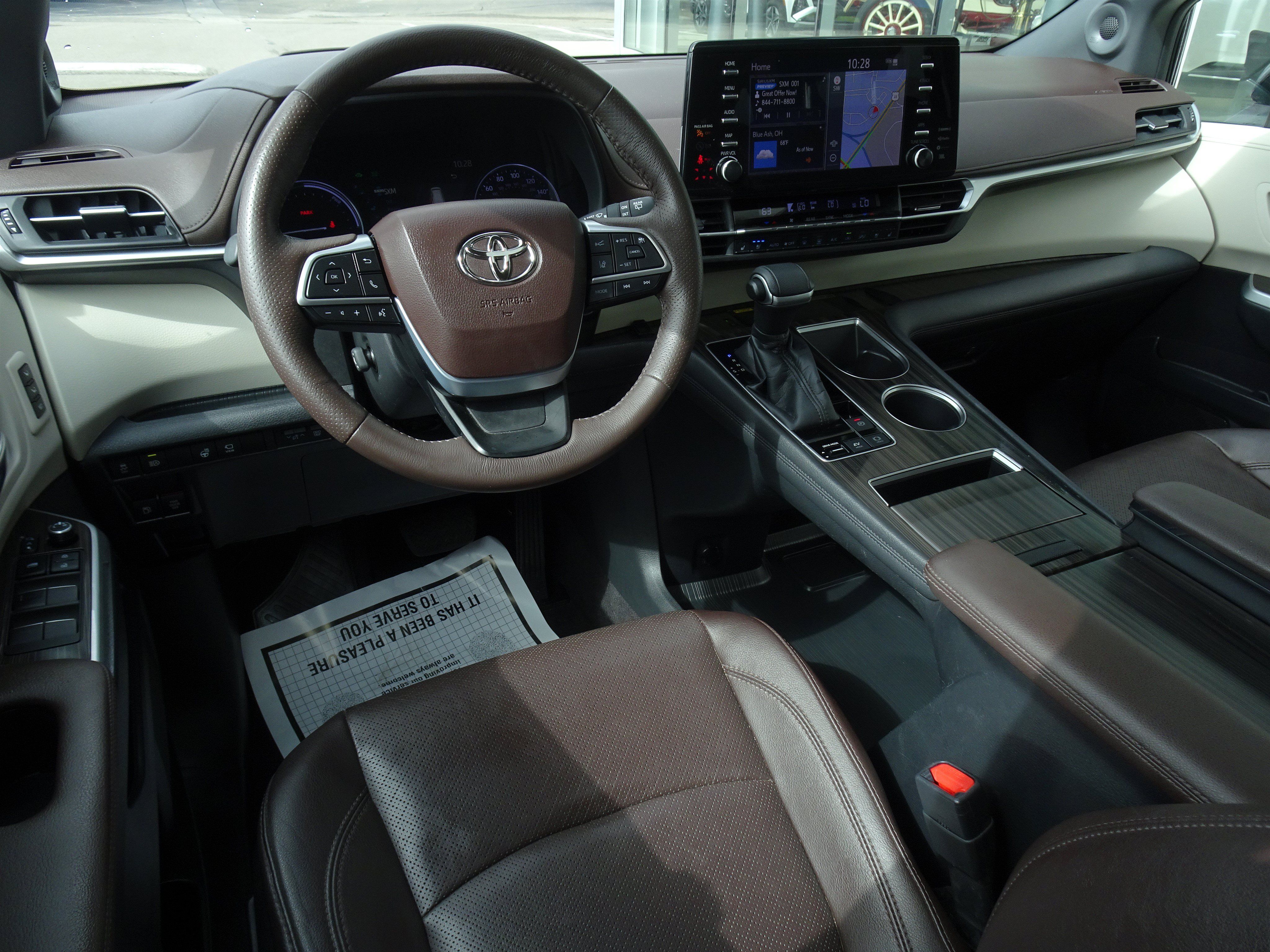 Used 2021 Toyota Sienna Platinum FWD image 13