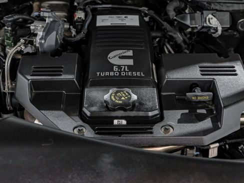 Used 2022 RAM 2500 Laramie AWD/4WD image 62