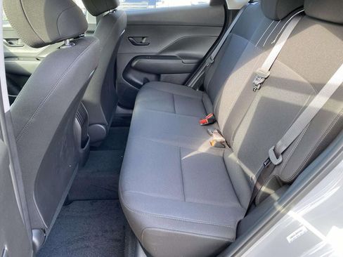 New 2026 Hyundai Kona SE image 8