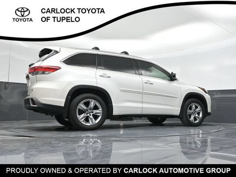 Used 2018 Toyota Highlander Limited FWD image 53