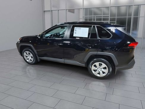 Used 2021 Toyota RAV4 LE w/ Carpet Mat Package (TMS) AWD/4WD image 6