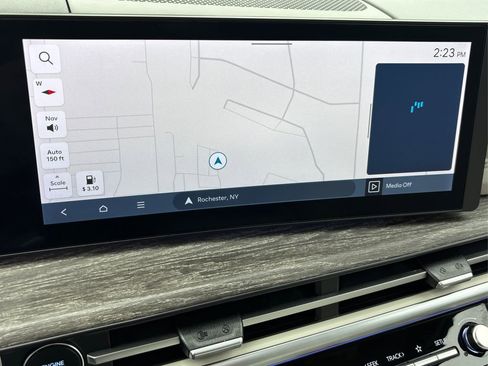 Used 2024 Hyundai Santa Fe Limited image 30