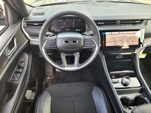 New 2026 Jeep Grand Cherokee Altitude AWD/4WD image 13
