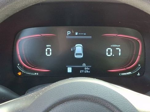 Used 2025 Kia Soul LX w/ LX Technology Package image 23