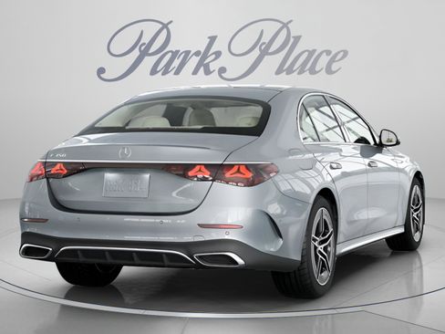 Used 2026 Mercedes-Benz E 350 Sedan image 17