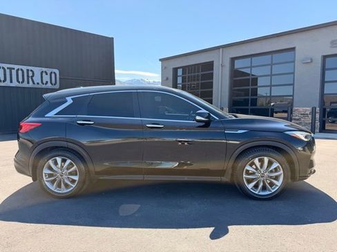 Used 2020 INFINITI QX50 Essential w/ Convenience Package AWD/4WD image 5