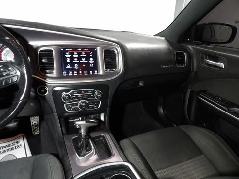 Used 2019 Dodge Charger GT image 14
