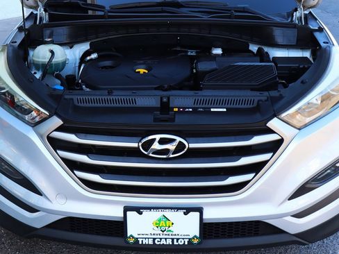 Used 2017 Hyundai Tucson SE w/ SE Popular Package 02 FWD image 53