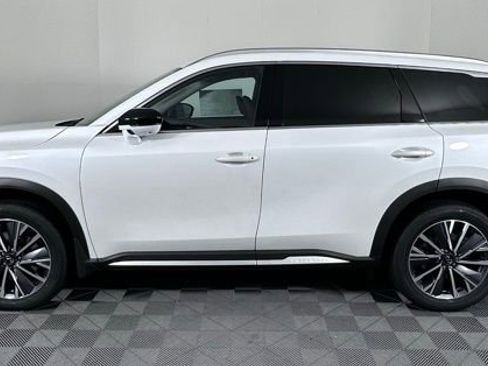 New 2026 INFINITI QX60 Luxe image 4