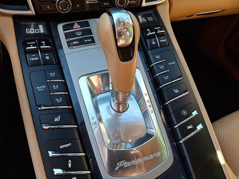 Used 2016 Porsche Panamera Edition RWD image 15