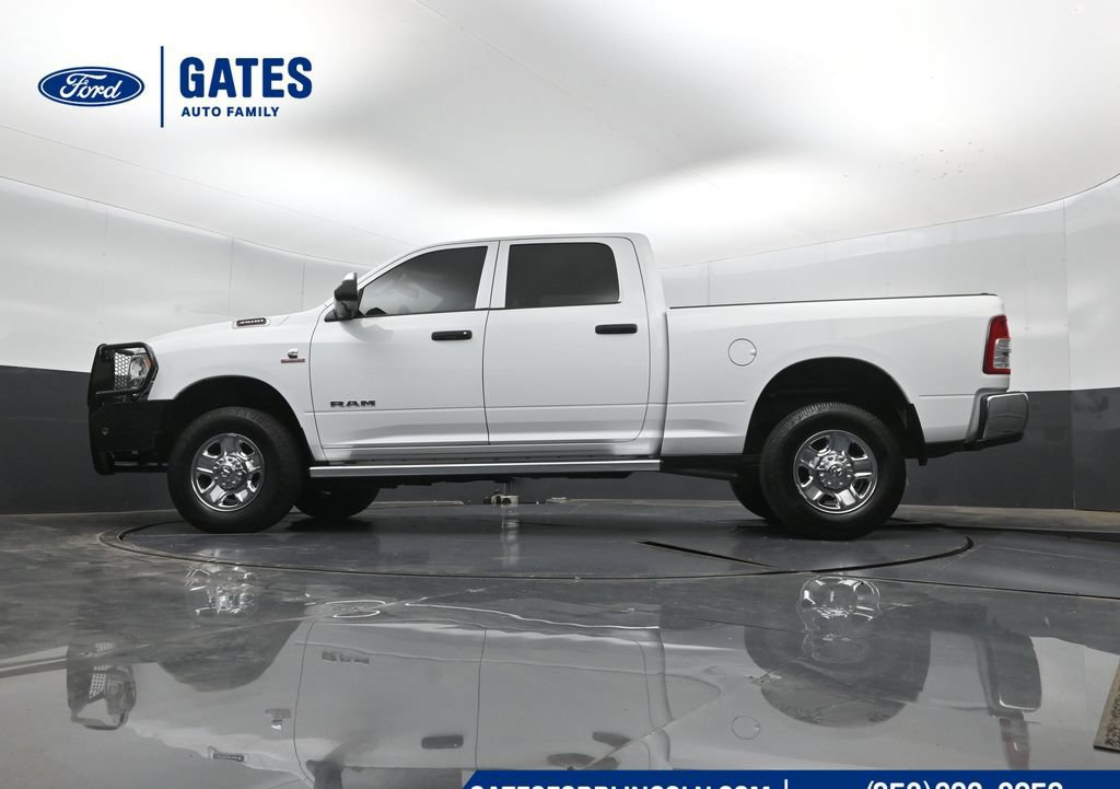 Used 2022 RAM 3500 Tradesman w/ Chrome Appearance Group AWD/4WD image 44