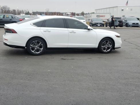 Certified 2023 Honda Accord EX-L image 9