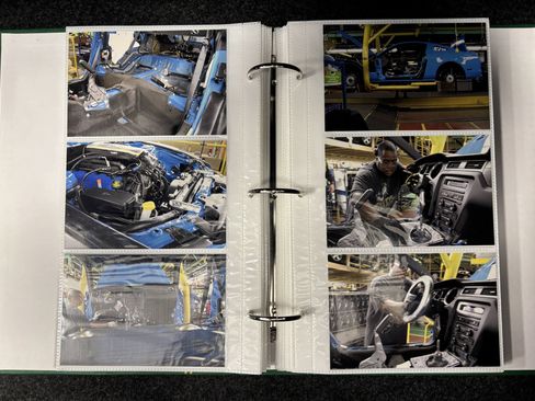 Used 2013 Ford Mustang Boss 302 w/ Boss 302 Accessory Pkg RWD image 4