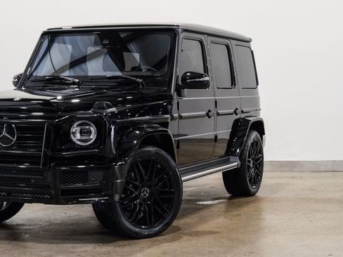 Used 2022 Mercedes-Benz G 550 w/ Exclusive Interior Package image 16