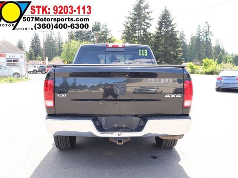 Used 2016 RAM 1500 Classic SLT AWD/4WD image 8